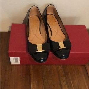 Salvatore ferragamo ballerina flats